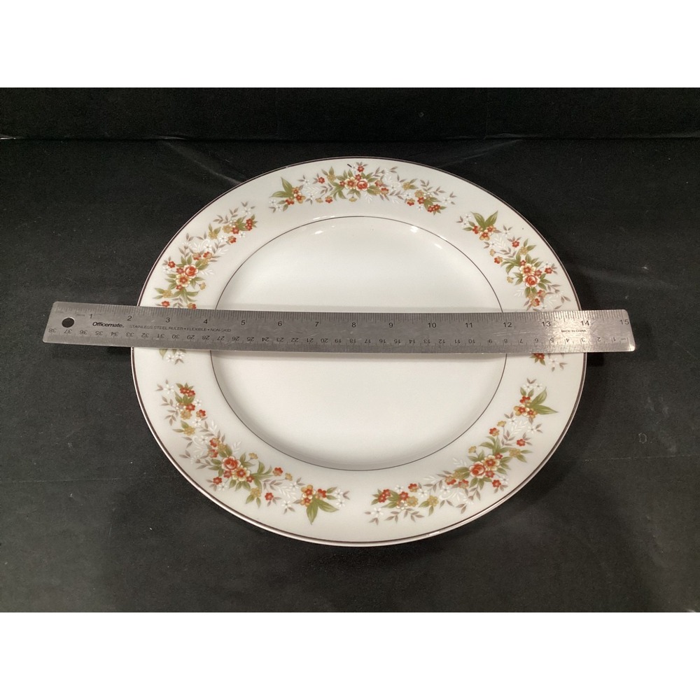 M FINE CHINA OF JAPAN ARBOR ROUND CHOP PLATE